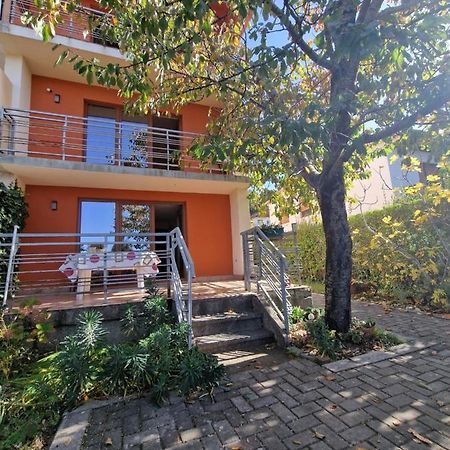 Villa Altiparmak Resen Exterior foto